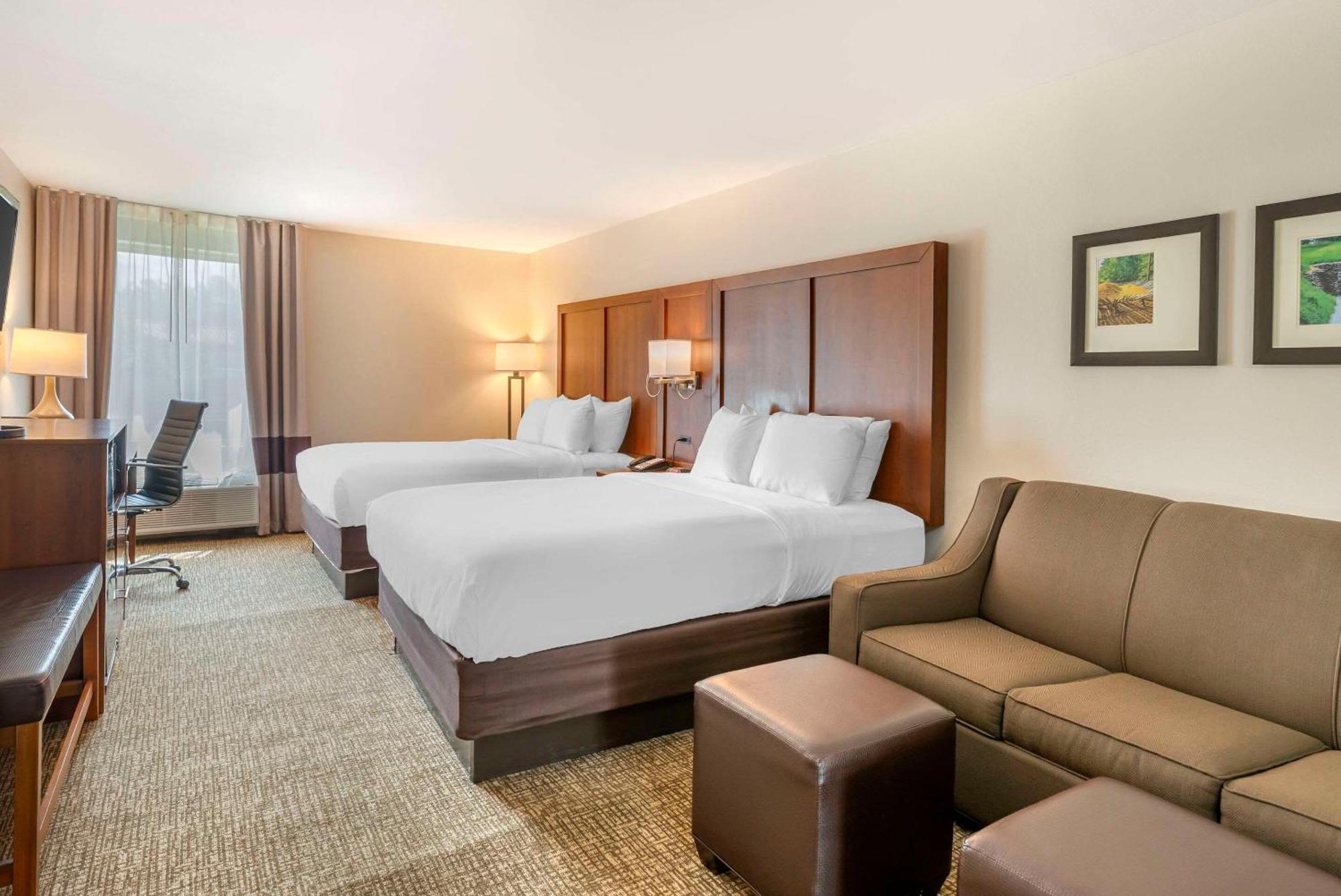 Comfort Inn Petersburg Near Fort Gregg-Adams Buitenkant foto